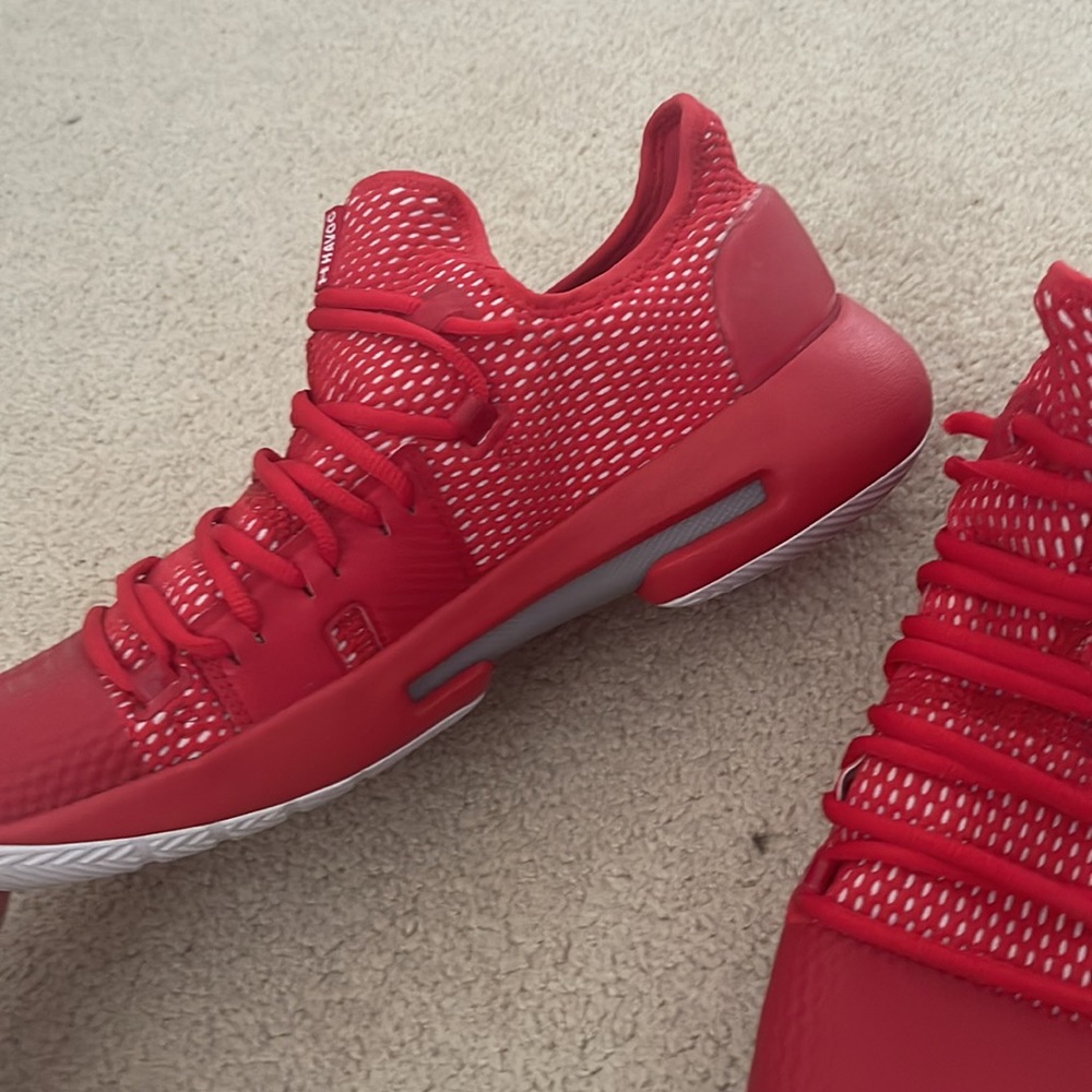 under armour sneakers - Picture 3 of 3